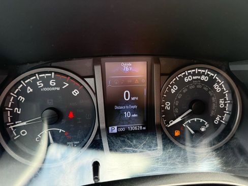 Used 2019 Toyota Tacoma TRD Sport w/ Technology Package RWD image 27