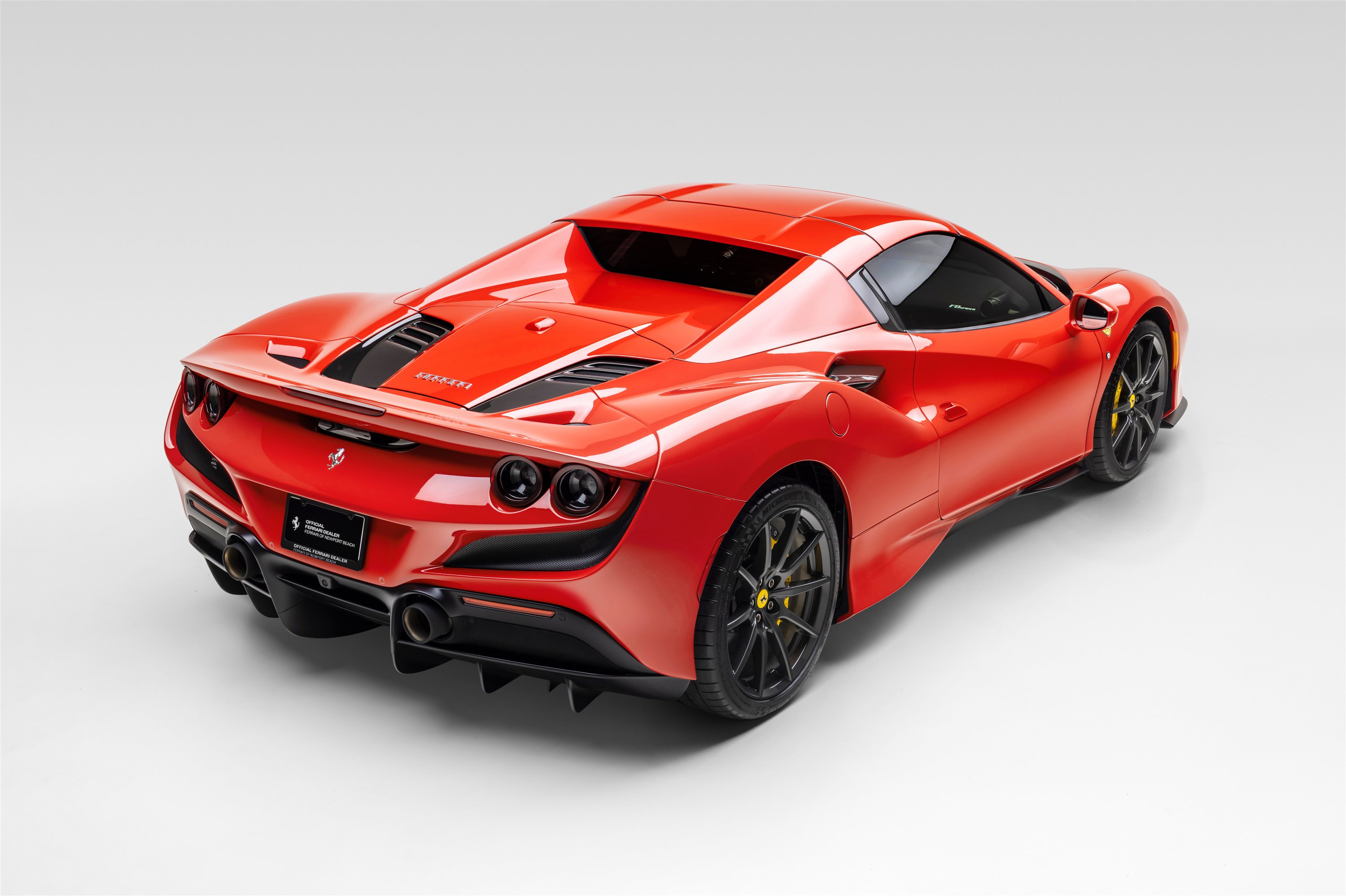 Certified 2022 Ferrari F8 Tributo RWD image 42