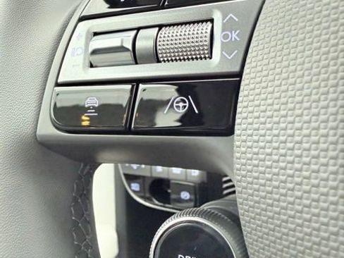 Used 2025 Hyundai Ioniq 5 SEL image 29