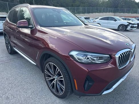 Used 2023 BMW X3 xDrive30i w/ Premium Package AWD/4WD image 3
