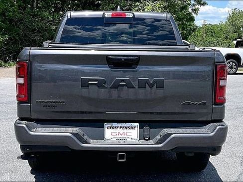 Used 2025 RAM 1500 Big Horn AWD/4WD image 8