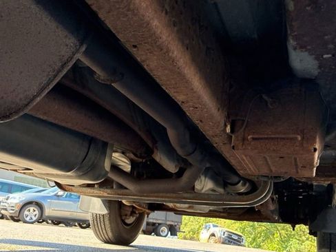 Used 2011 Ford E-350 and Econoline 350 Extended Super Duty w/ PWR Group image 39