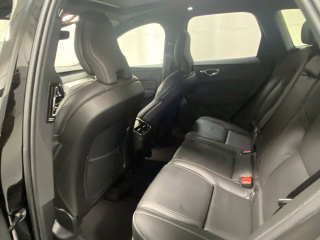 Used 2026 Volvo XC60 B5 Ultra AWD/4WD image 13