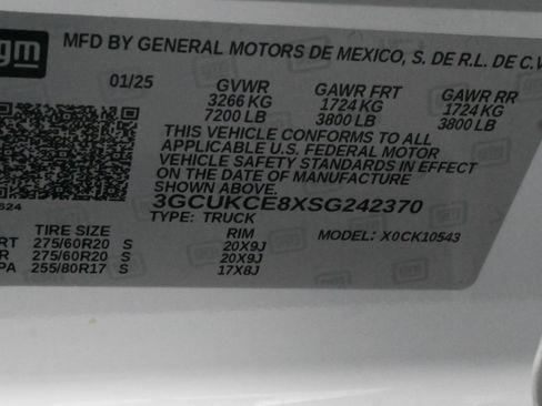Used 2025 Chevrolet Silverado 1500 Custom Trail Boss AWD/4WD image 20