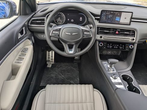 Certified 2025 Genesis G70 2.5T w/ Sport Prestige Package image 11