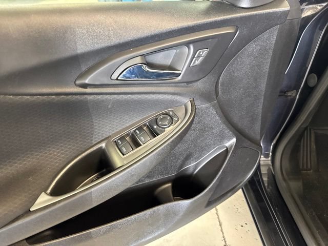 Used 2023 Chevrolet Malibu LT FWD image 33