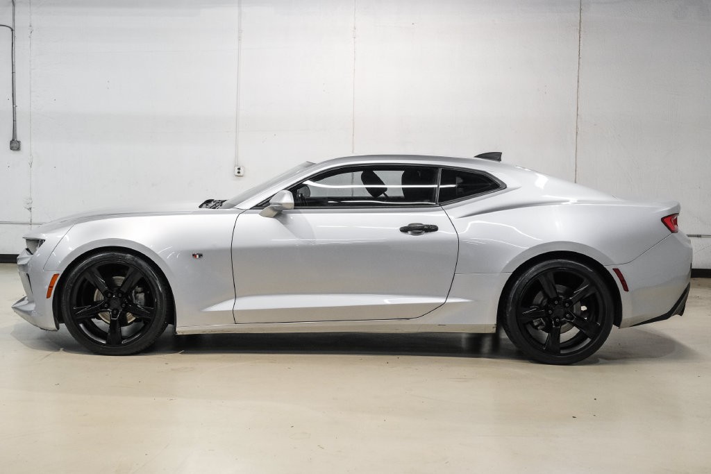 Used 2018 Chevrolet Camaro LS RWD image 11