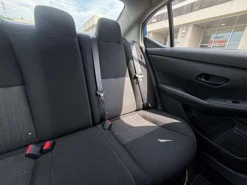 Used 2025 Nissan Sentra SV FWD image 41