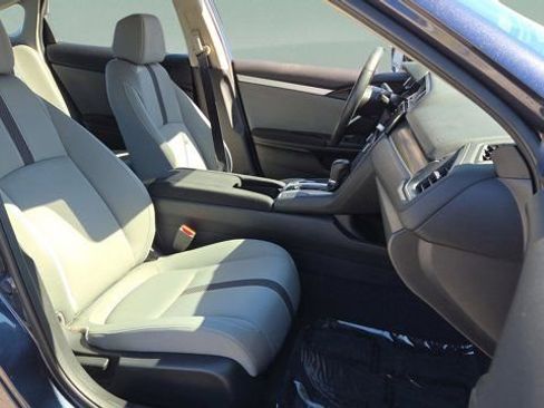 Used 2020 Honda Civic EX image 19
