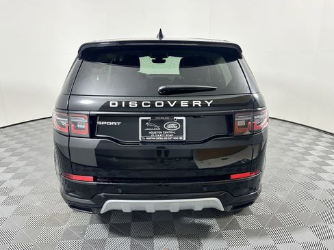Certified 2025 Land Rover Discovery Sport S image 8