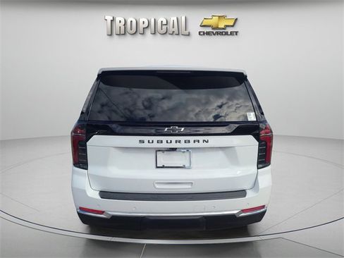 New 2026 Chevrolet Suburban LS image 4