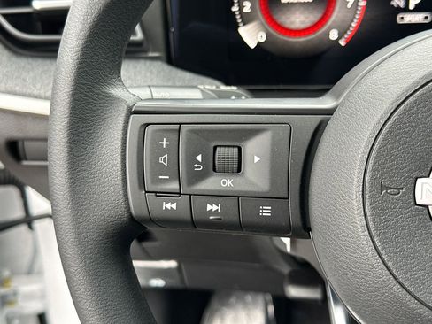 New 2026 Nissan Kicks S image 25