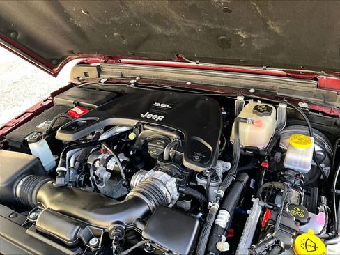 Used 2021 Jeep Wrangler Unlimited Sport image 34