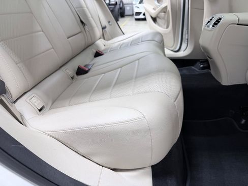 Used 2018 Mercedes-Benz GLC 300 image 34
