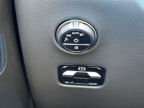 New 2026 Mercedes-Benz GLC 300 4MATIC image 23