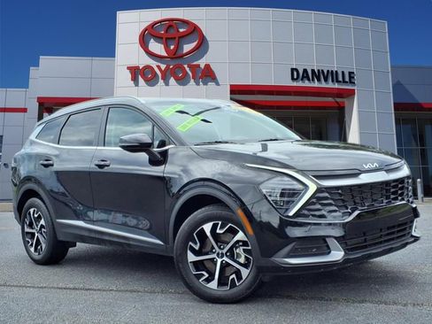 Used 2024 Kia Sportage EX image 1