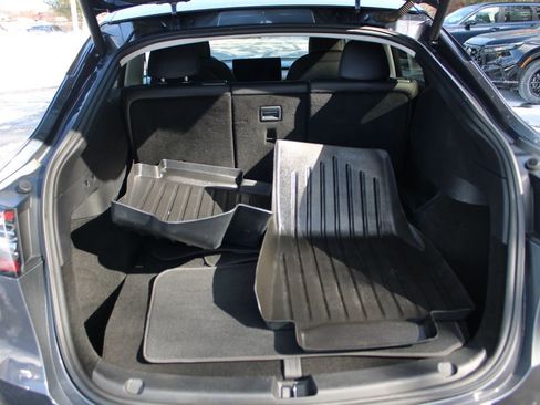 Used 2021 Tesla Model Y Long Range image 27