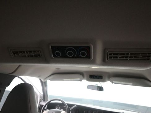 Used 2017 Chevrolet Express 2500 LS image 19