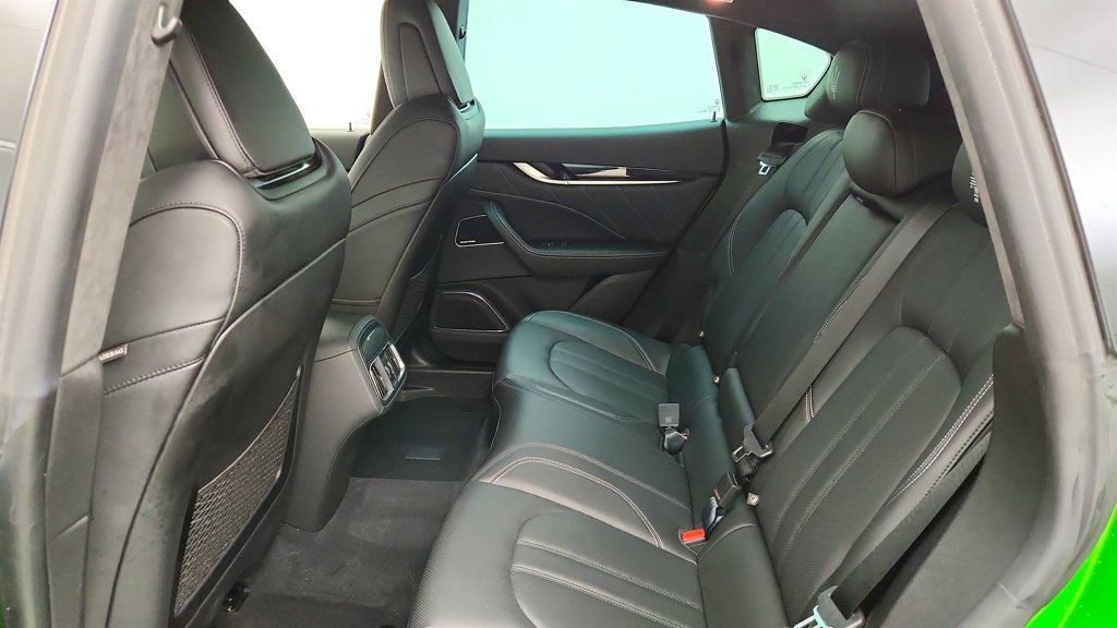 Used 2023 Maserati Levante Modena AWD/4WD image 21