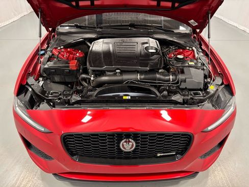 Used 2020 Jaguar XE R-Dynamic S image 30