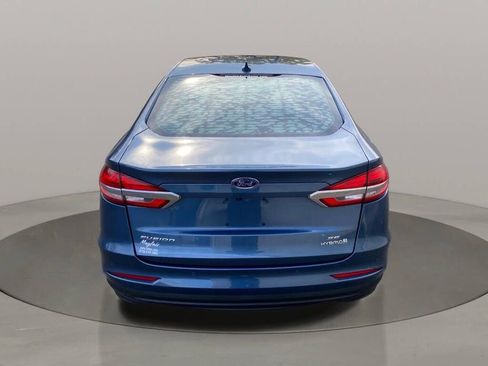 Used 2019 Ford Fusion SE image 5