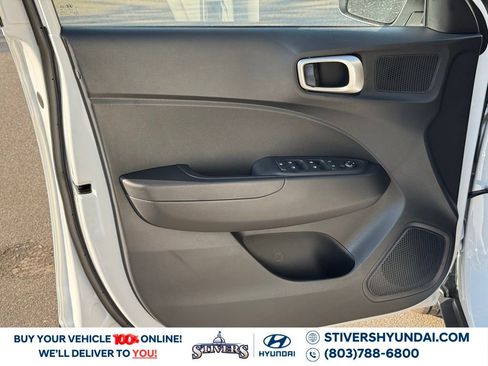 New 2026 Hyundai Venue SEL image 22