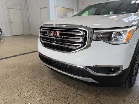 Used 2019 GMC Acadia SLT AWD/4WD image 32