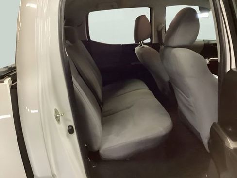 Used 2019 Toyota Tacoma SR5 image 16