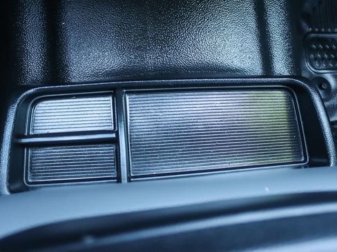 Used 2022 RAM 2500 Tradesman w/ Chrome Appearance Group image 36