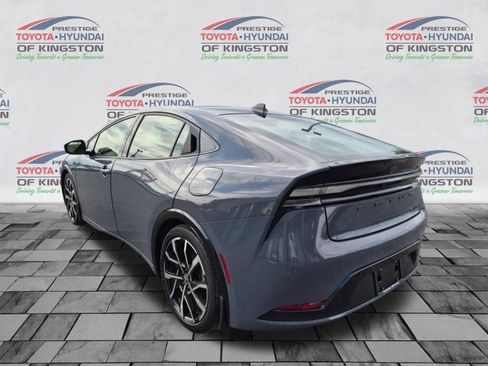 Certified 2023 Toyota Prius Prime FWD image 6