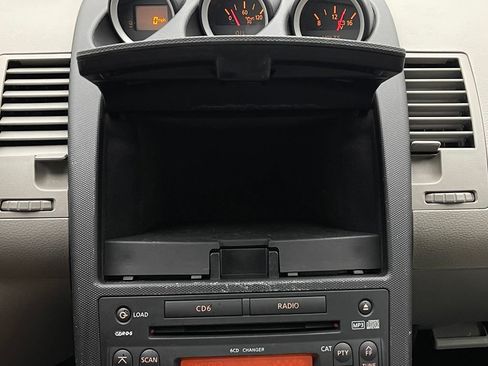 Used 2007 Nissan 350Z Touring RWD image 26