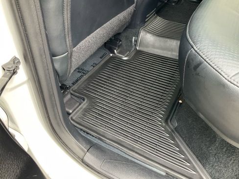 Used 2019 Toyota Tacoma TRD Sport image 28