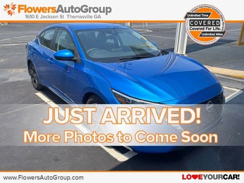 Used 2025 Nissan Sentra SV image 1