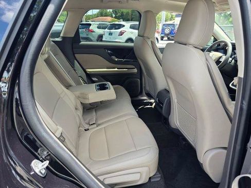 Used 2021 Lincoln Corsair FWD w/ Premium Package image 17