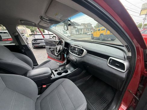 Used 2016 Kia Sorento LX FWD image 23