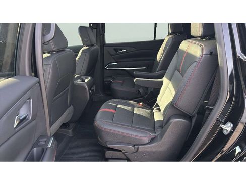 Used 2024 Chevrolet Traverse RS w/ LPO, Floor Liner Package image 13
