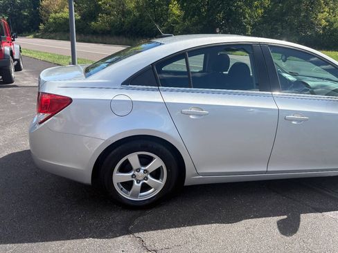 Used 2014 Chevrolet Cruze LT w/ All-Star Edition FWD image 3