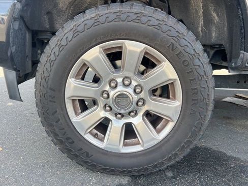 Certified 2017 Ford F250 Platinum w/ Platinum Ultimate Package image 7