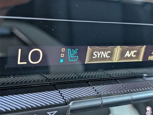 New 2026 GMC Hummer EV 4x4 Crew Cab image 14