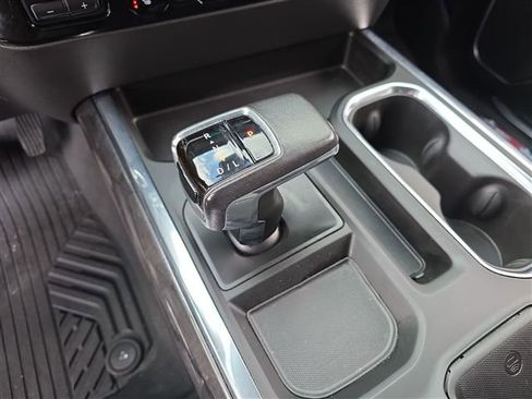 Used 2022 Chevrolet Silverado 1500 LTZ image 23