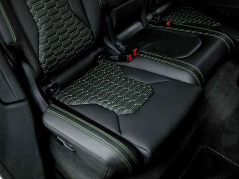 Used 2020 Lamborghini Urus image 80