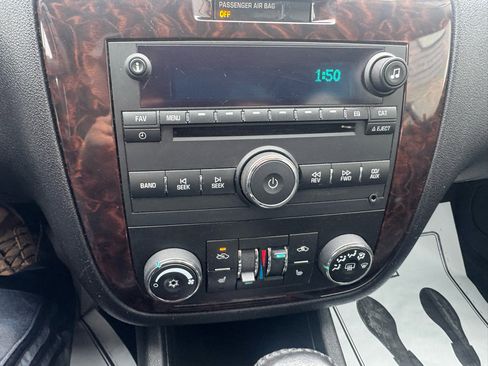 Used 2012 Chevrolet Impala LTZ image 21