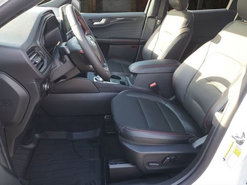 New 2026 Ford Escape ST-Line Select w/ Tech Pack #2 AWD/4WD image 16