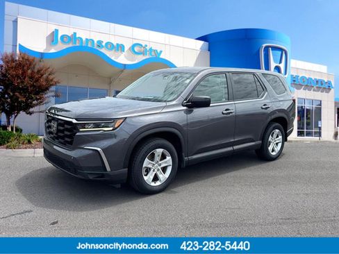 Certified 2023 Honda Pilot LX image 1