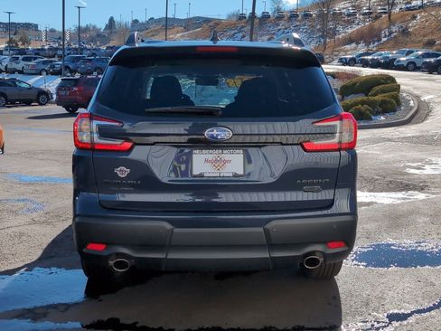 Used 2023 Subaru Ascent Onyx Edition image 6