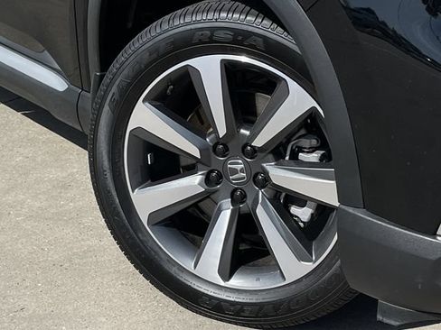 Certified 2024 Honda Pilot Elite image 10