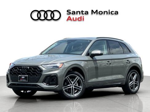 Used 2023 Audi Q5 e Premium Plus w/ Premium Plus Package AWD/4WD image 1