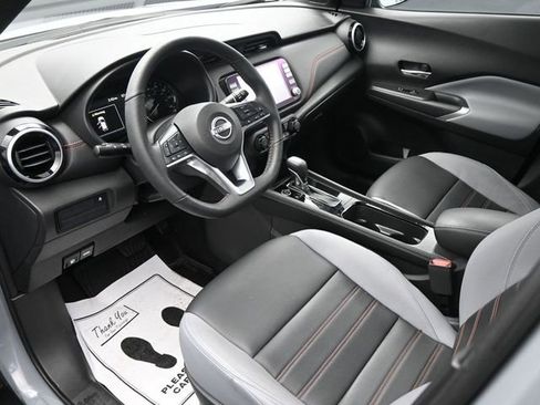 Used 2023 Nissan Kicks SR w/ SR Premium Package image 35