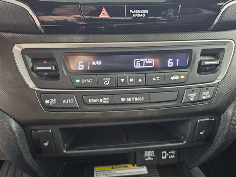 Used 2023 Honda Passport TrailSport image 14