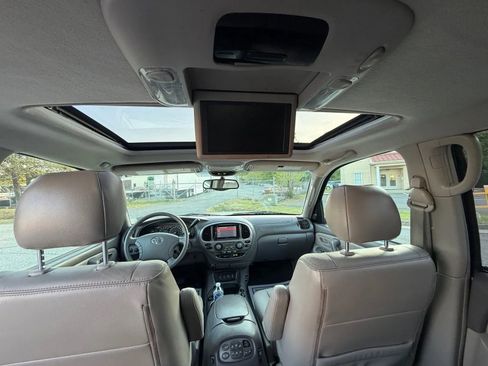 Used 2005 Toyota Sequoia Limited AWD/4WD image 21